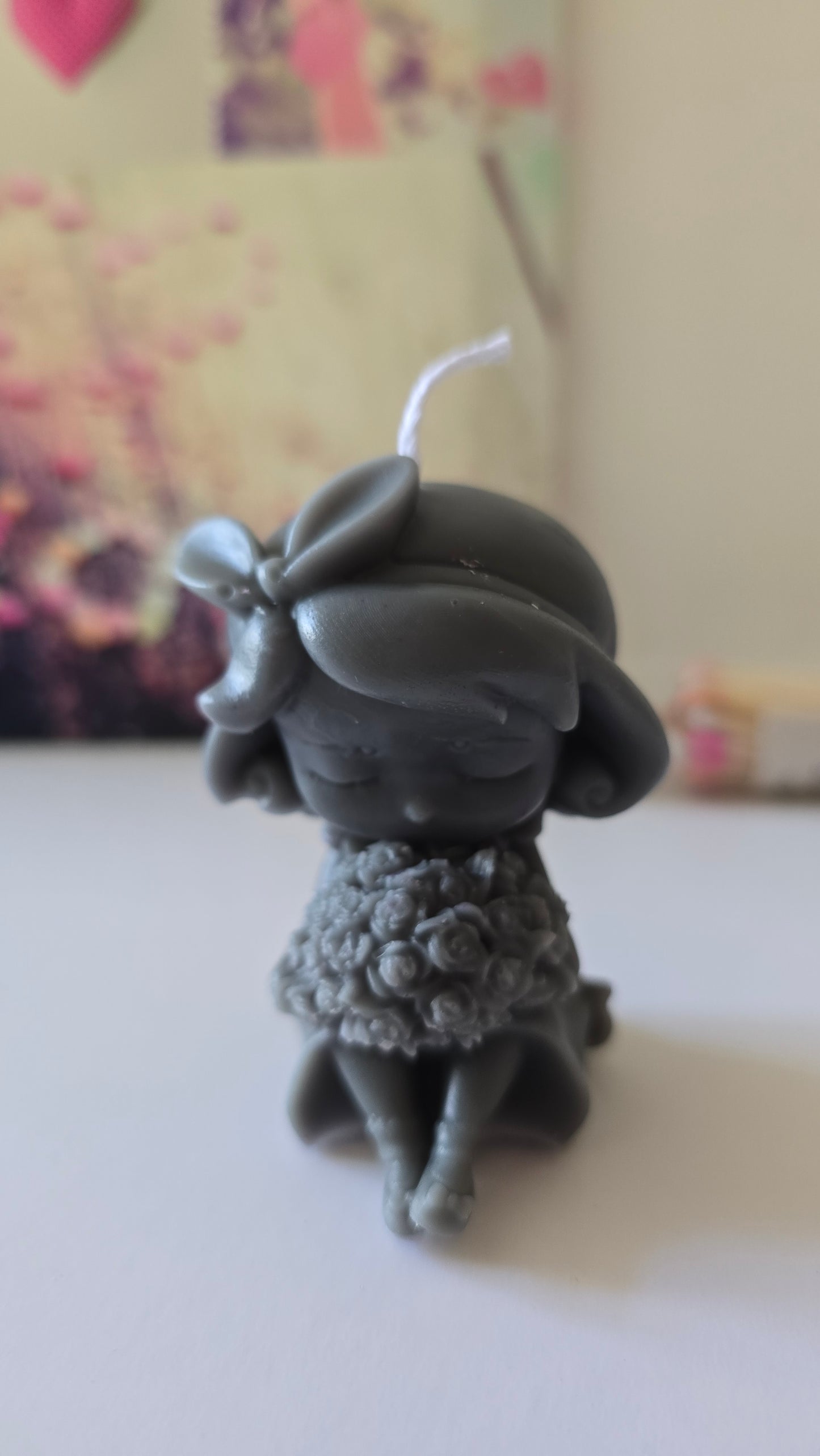 Bougie Fille aux Fleurs